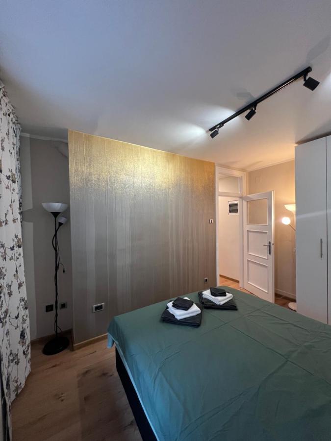 Admiral Downtown 2 Appartement Belgrado Buitenkant foto